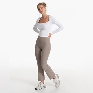 Vuori - Mid Rise Elevation Slim Bootcut